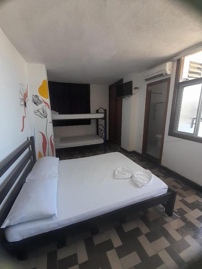 Hotel Habibi Баранкила Екстериор снимка