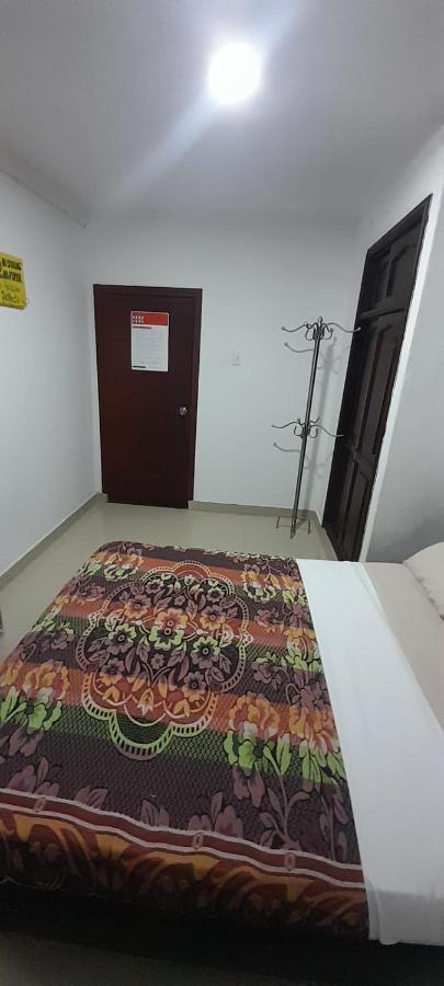 Hotel Habibi Баранкила Екстериор снимка