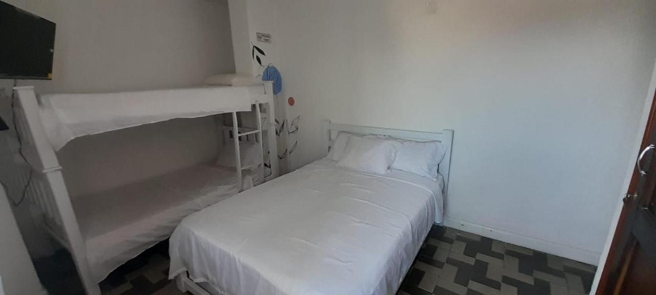 Hotel Habibi Баранкила Екстериор снимка
