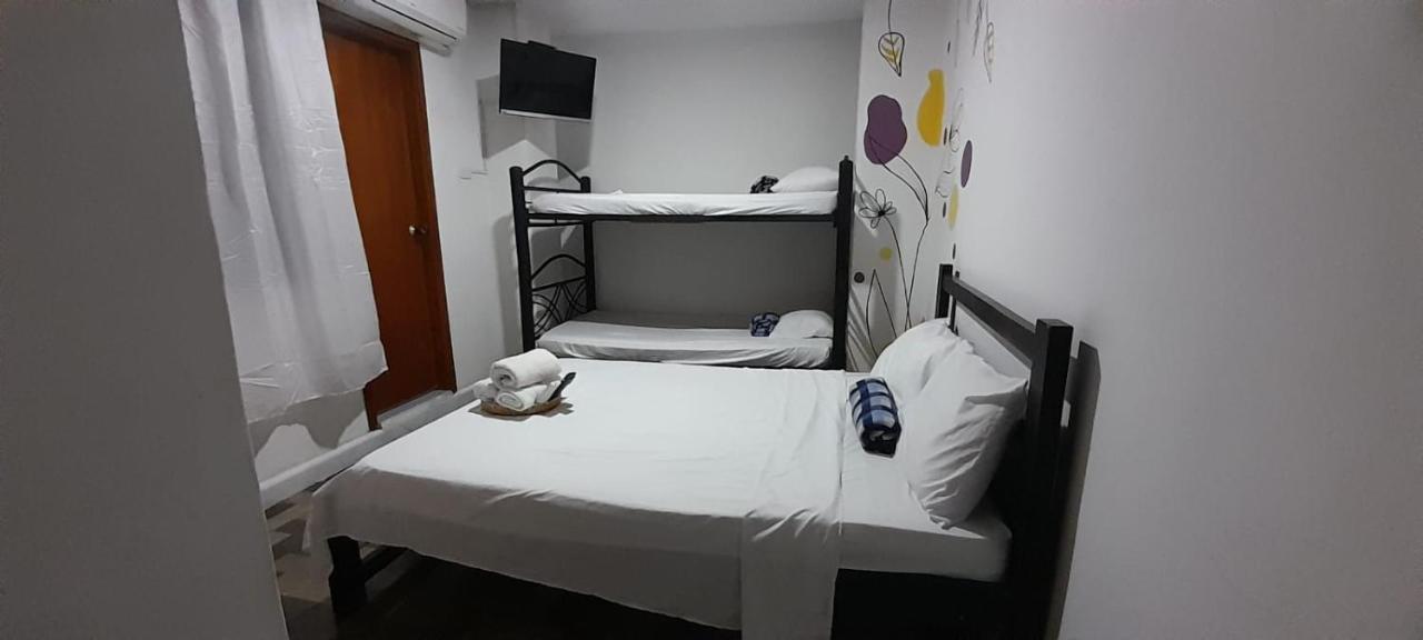 Hotel Habibi Баранкила Екстериор снимка